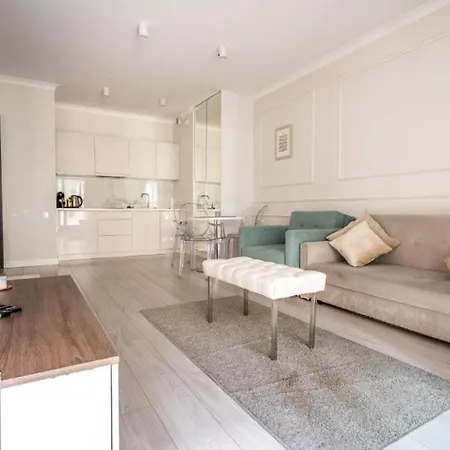 Urban Chic - Luxury At Mennica