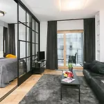 Urban Chic - Luxury At Mennica Apartamento *