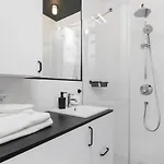 Urban Chic - Luxury At Mennica Warszawa