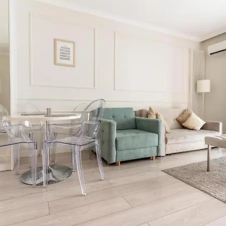 Urban Chic - Luxury At Mennica Appartement *