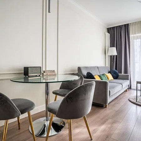 Urban Chic - Luxury At Mennica