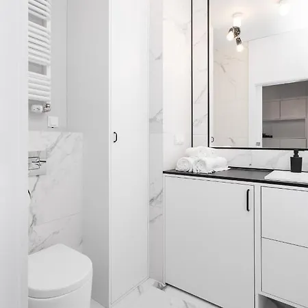 Urban Chic - Luxury At Mennica Appartement Varsovie