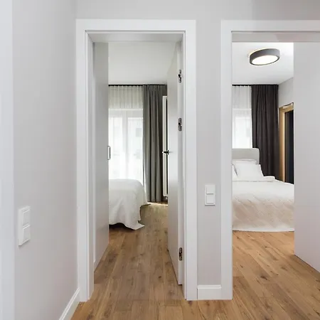 Urban Chic - Luxury At Mennica * Warschau