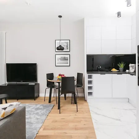 Urban Chic - Luxury At Mennica Apartment Warschau