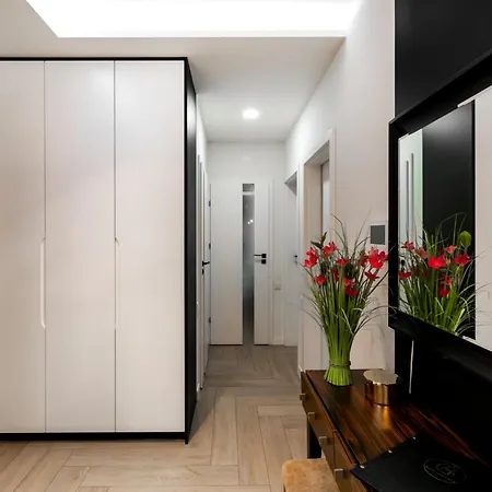 Apartment Golden - Mennica Warsaw