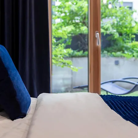 Golden - Mennica Apartmán Varšava