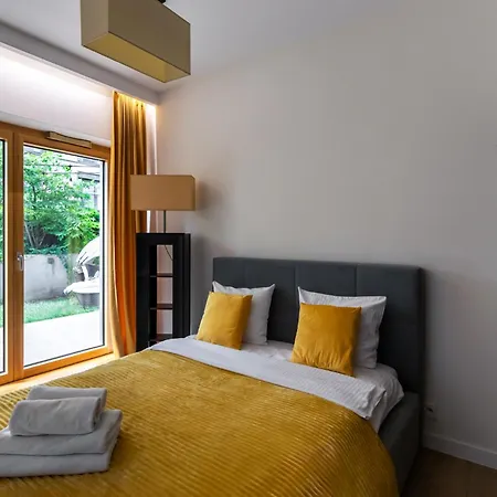 Golden - Mennica Apartment Warsaw