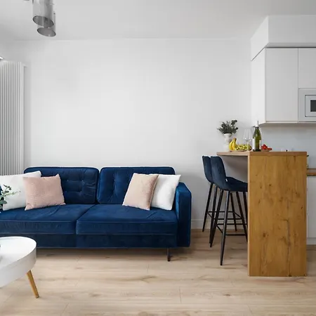 Urban Chic - Luxury At Mennica Apartment *