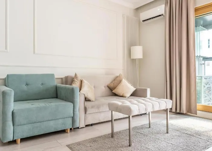 Urban Chic - Luxury At Mennica Varšava