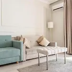 Urban Chic - Luxury At Mennica ורשה